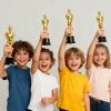 Cross-border Amazon bestseller Little Golden Man Trophy, creative plastic Oscar trophy, Electroplated small trophy, student award ceremony details Picture